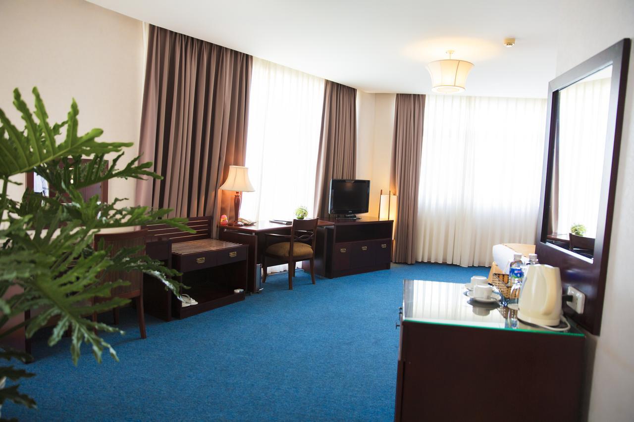 Dakruco Hotel Buon Ma Thuot Exterior foto